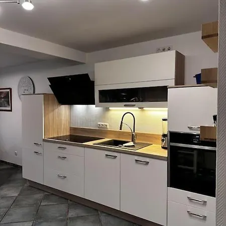 Apartamento Moderne & Ruhige Messe-/ferienwohnung Nahe Dus *