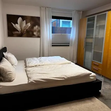 Moderne & Ruhige Messe-/ferienwohnung Nahe Dus Korschenbroich