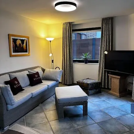 Moderne & Ruhige Messe-/ferienwohnung Nahe Dus Apartamento